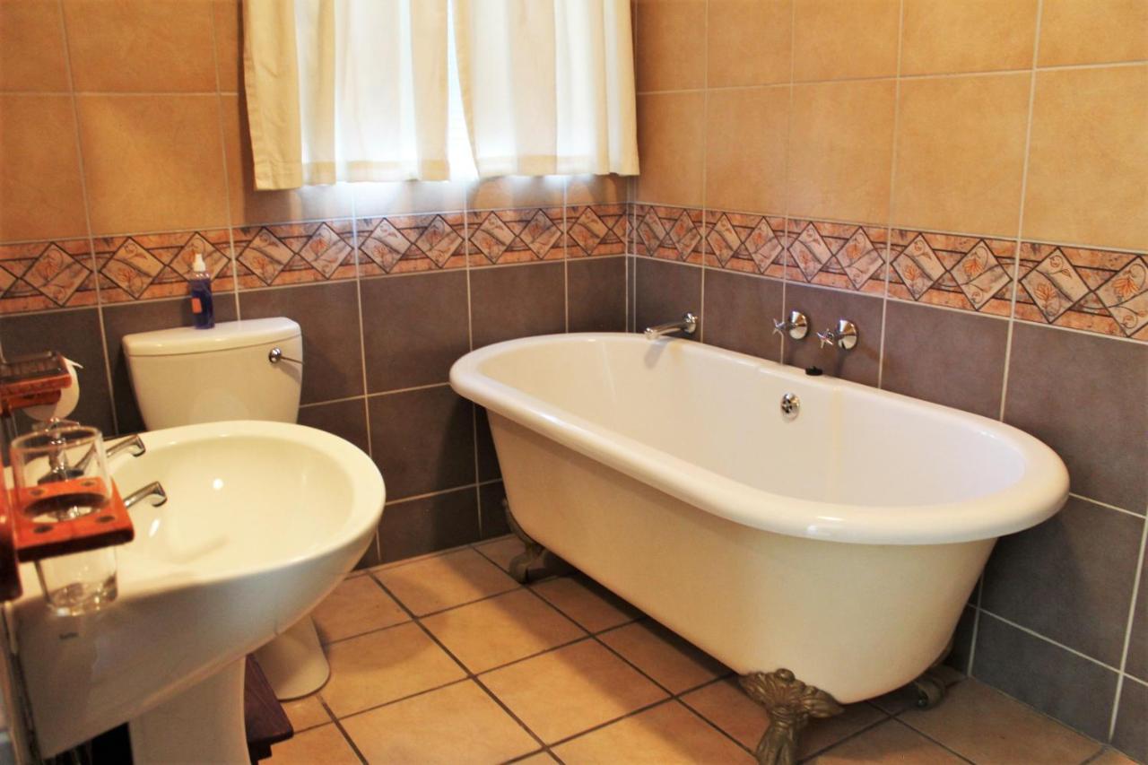 Ngwenya Boutique Hotel Lephalale Exteriör bild