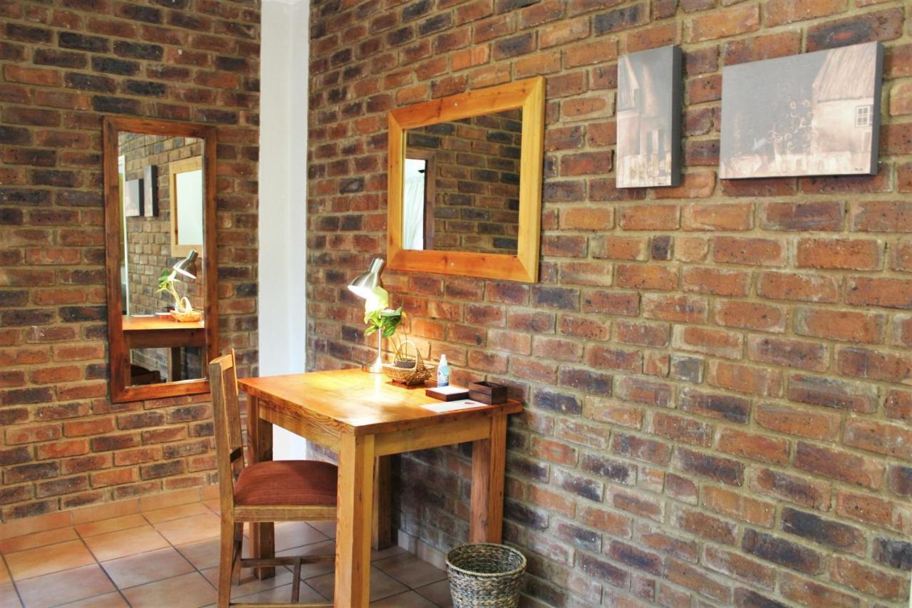 Ngwenya Boutique Hotel Lephalale Exteriör bild